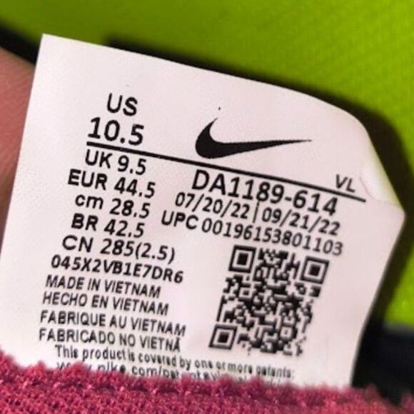 Men's NIKE React Tiempo Legend 9 Pro IC Indoor/Court Soccer Shoe US Size 10.5 - Picture 7 of 8